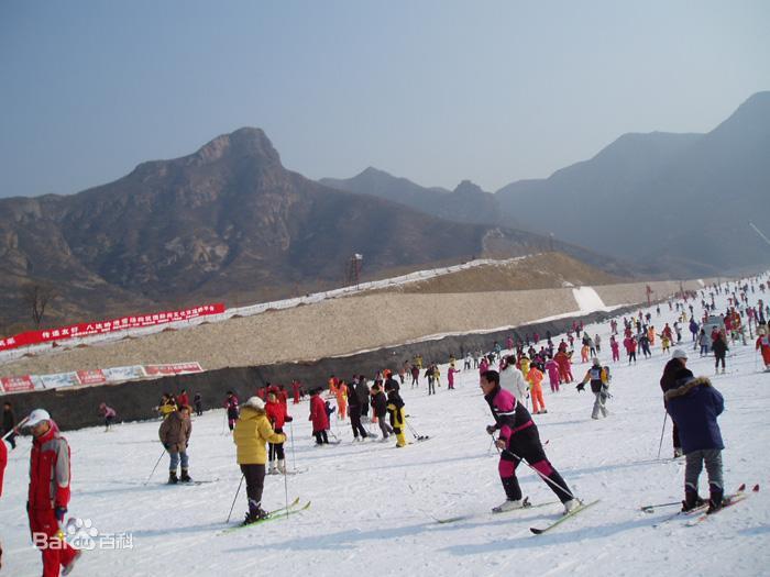 八達(dá)嶺滑雪場(chǎng)景點(diǎn)介紹.租車價(jià)格.指南.攻略